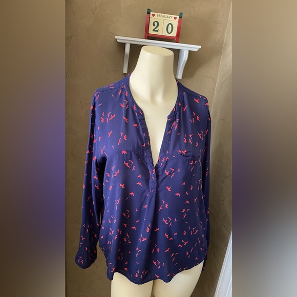 MNG Basics Long Sleeve Red Bird Print Blouse Women’s size L - Picture 4 of 13